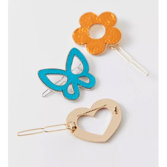 NEW UO hair clip set - Picture 2 of 8